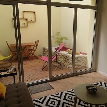 Maison De Ville En Plein Coeur De Jonzac Ngoại thất bức ảnh