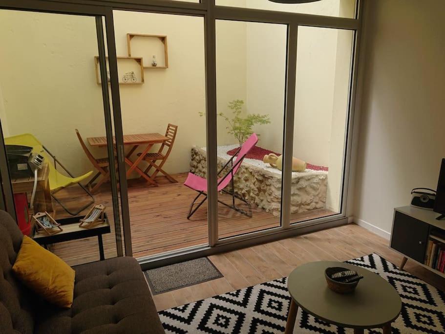Maison De Ville En Plein Coeur De Jonzac Ngoại thất bức ảnh