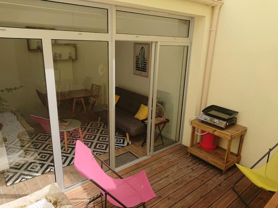 Maison De Ville En Plein Coeur De Jonzac Ngoại thất bức ảnh